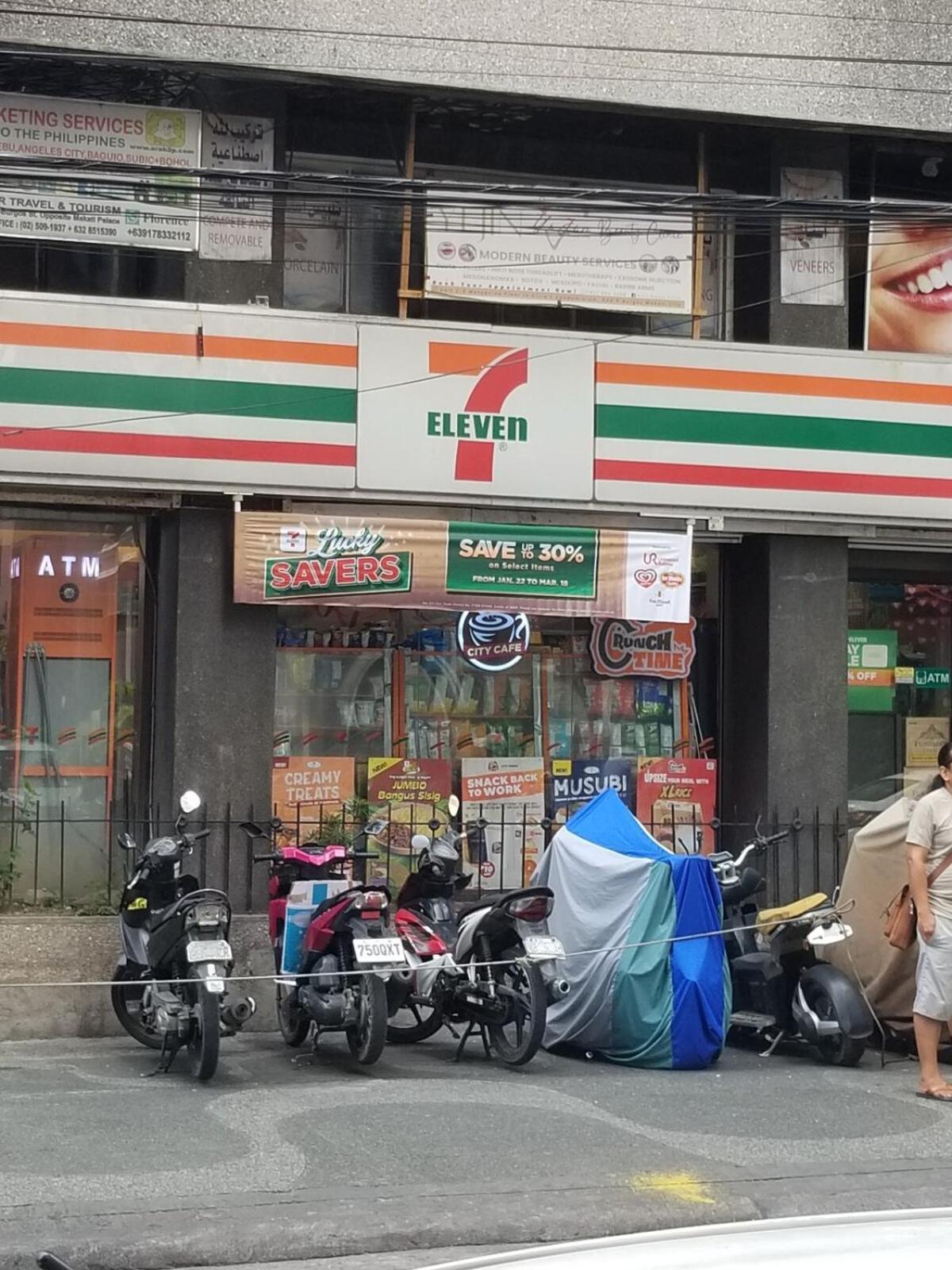 Apartment Downtown Makati Malls And Bars At Your Doorsteps