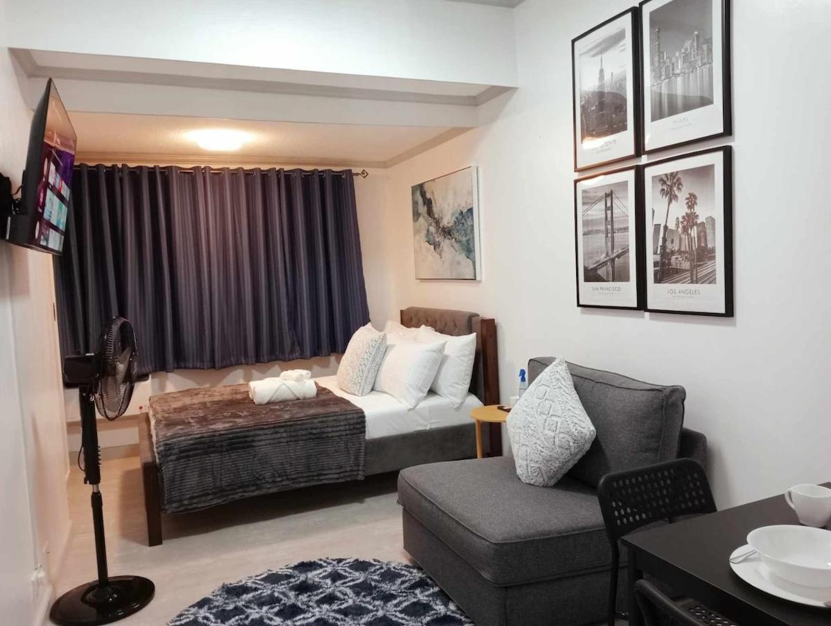 Downtown Makati Malls And Bars At Your Doorsteps *