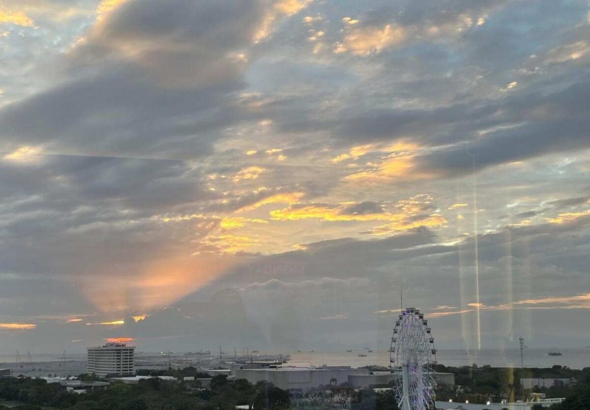 In Coast Residences, Pasay