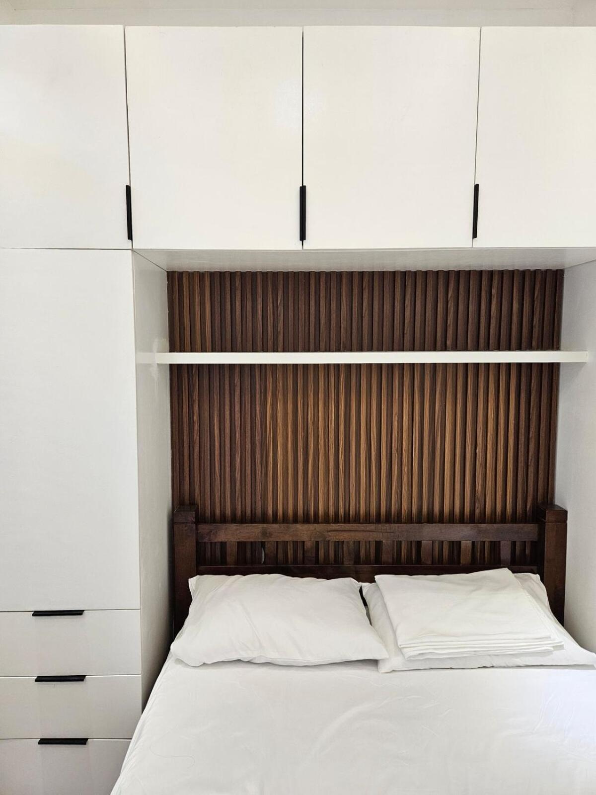 In Coast Residences, Pasay