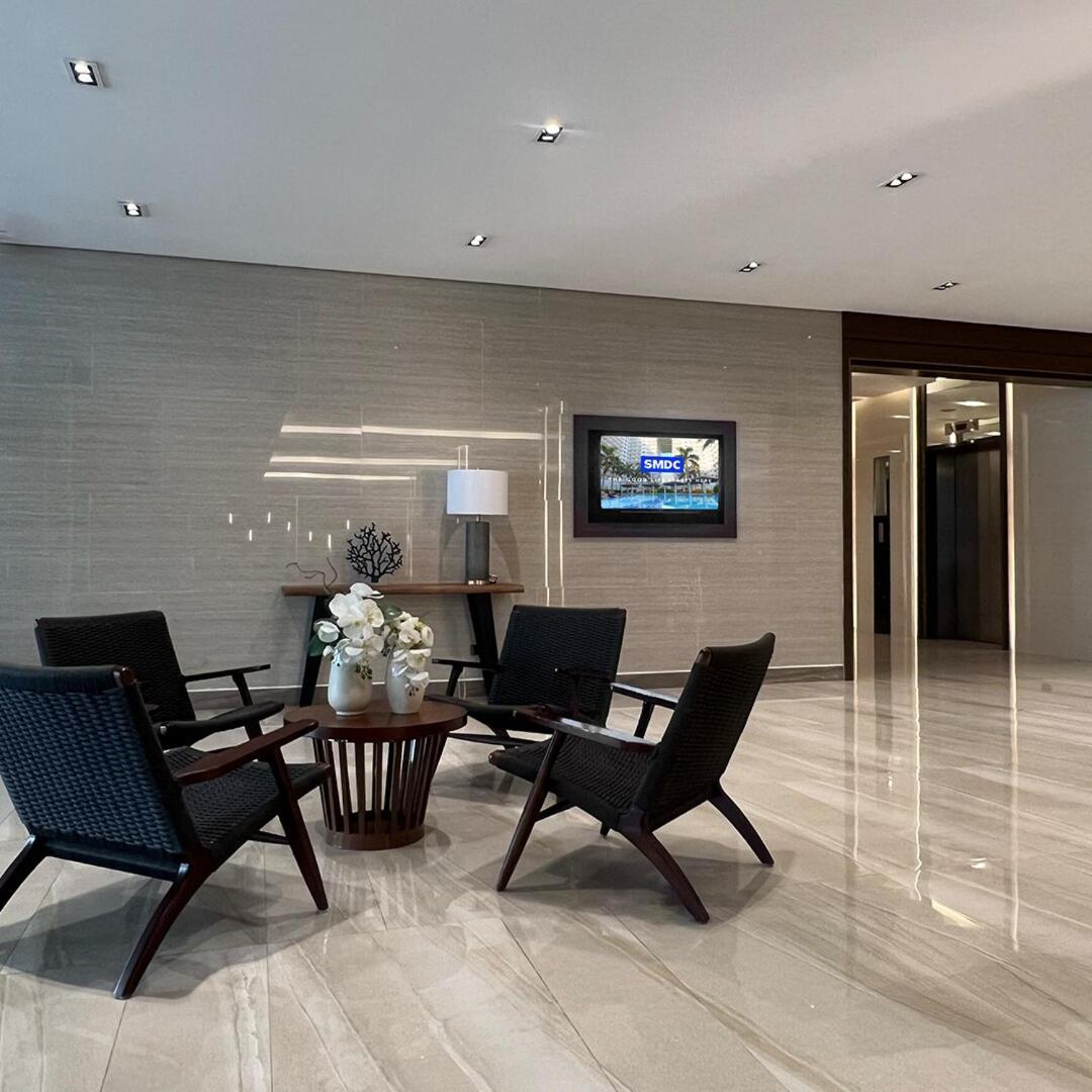 Apartment In Coast Residences, Pasay