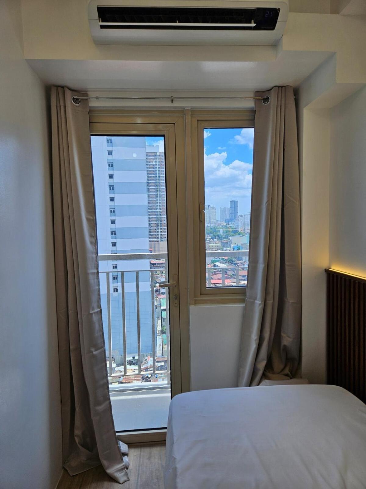 In Coast Residences, Pasay Apartment Manila