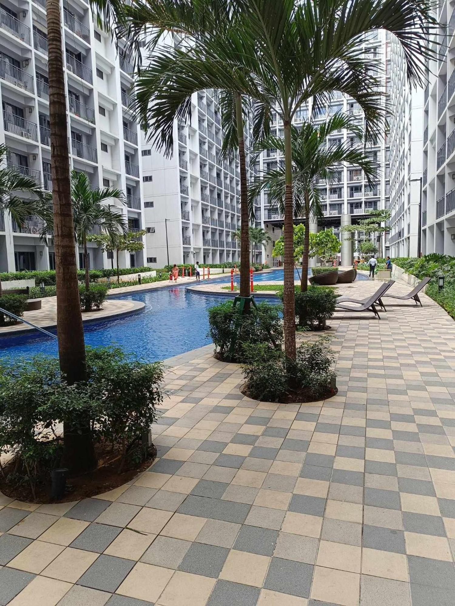Star - Shore 2 Residences Apartment Manila