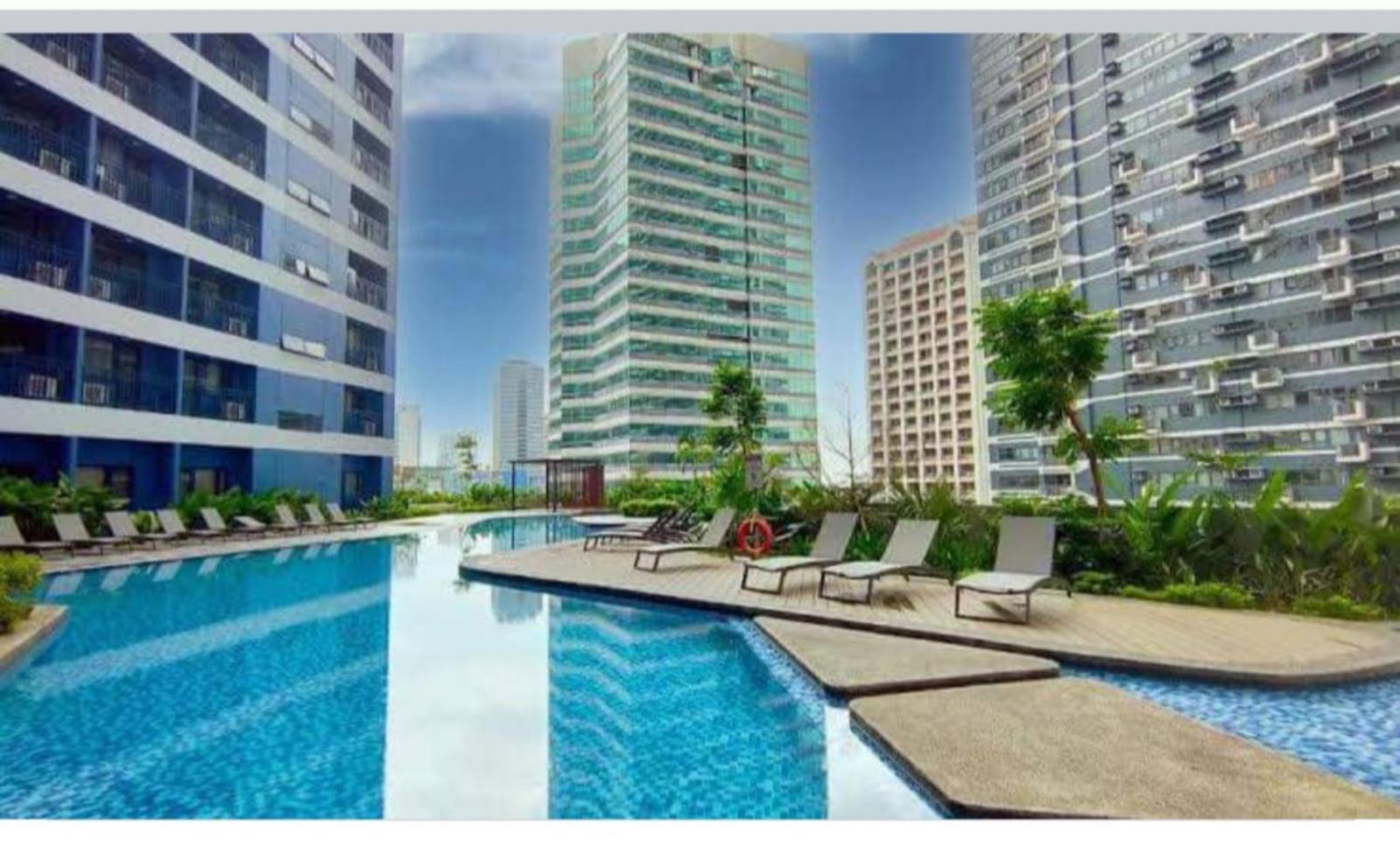Apartment Unit 4765 Air