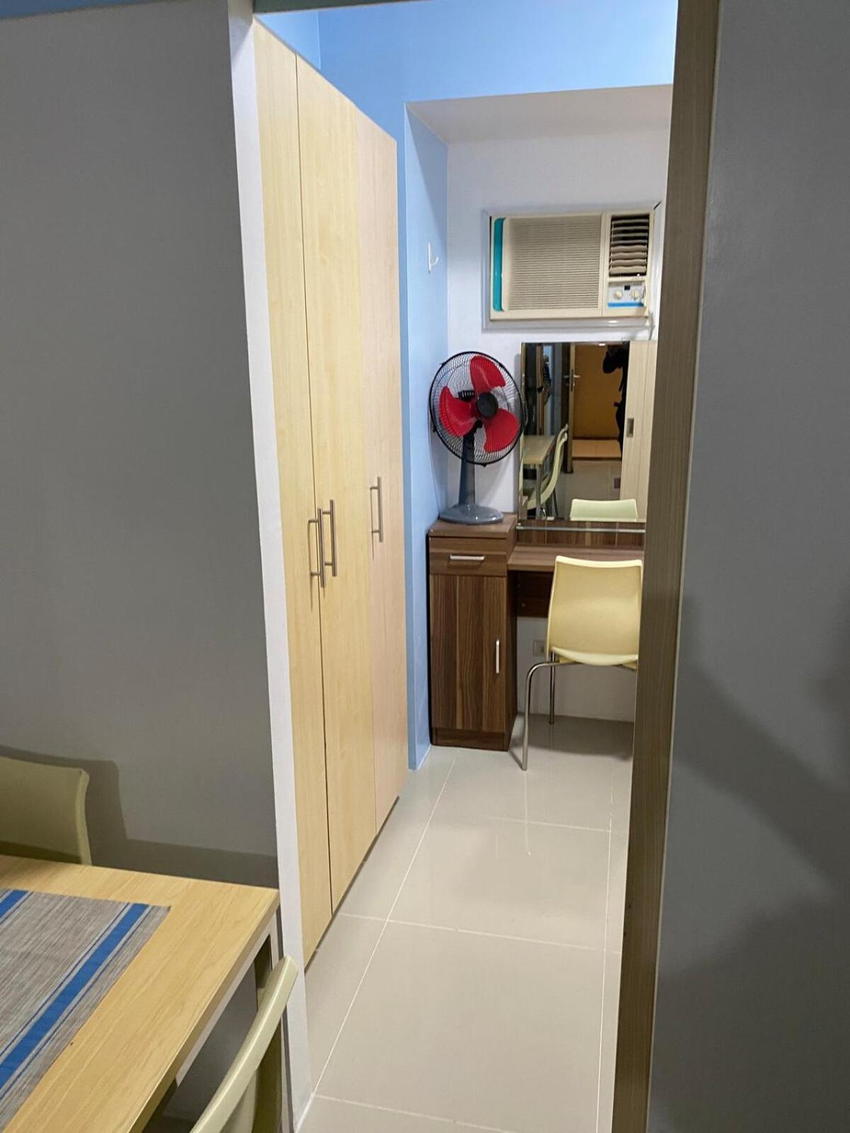 Grass Residences T3 11th Floor With Balcony Apartment Manila
