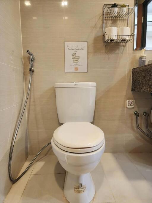 Cozy Comfy 1br W/ Mall Access Netflix Fast Wi-fi Manila