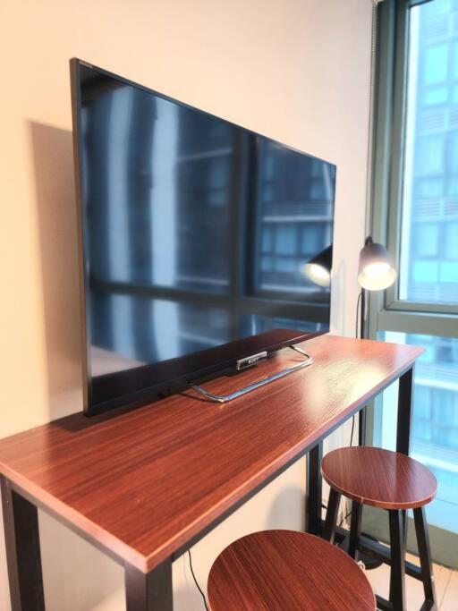 Cozy Comfy 1br W/ Mall Access Netflix Fast Wi-fi