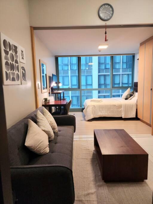 Apartment Cozy Comfy 1br W/ Mall Access Netflix Fast Wi-fi Manila