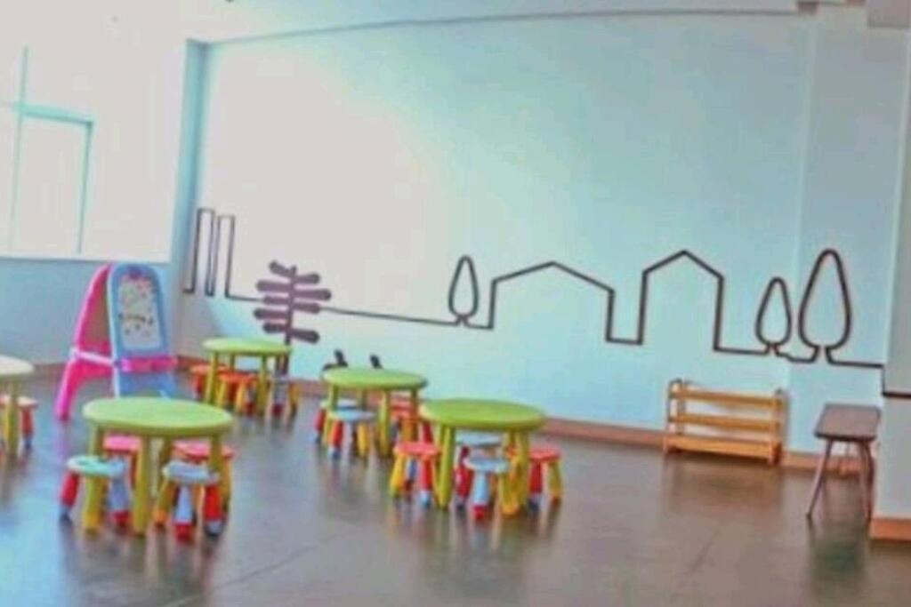 Cozy Comfy 1br W/ Mall Access Netflix Fast Wi-fi Manila