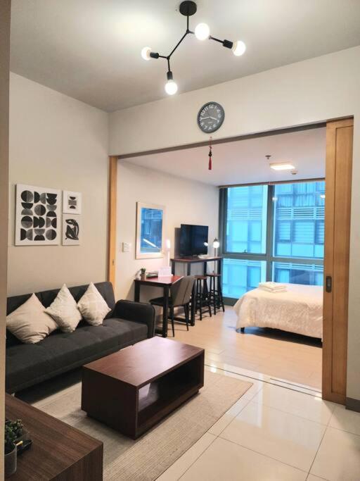 Cozy Comfy 1br W/ Mall Access Netflix Fast Wi-fi *