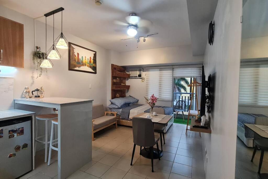 Apartamento Affordable In Makati W/ Wi-fi, Netflix, Pool *