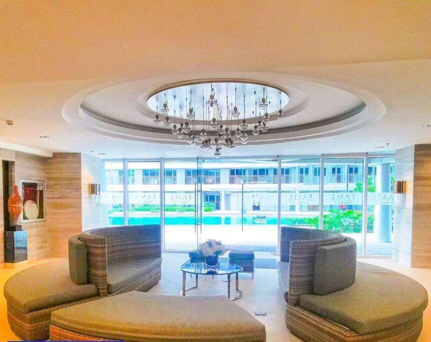 Cozy New 1br Fame Residences With Balcony Manila