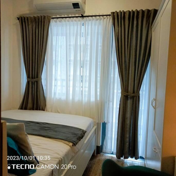 Apartamento Cozy New 1br Fame Residences With Balcony
