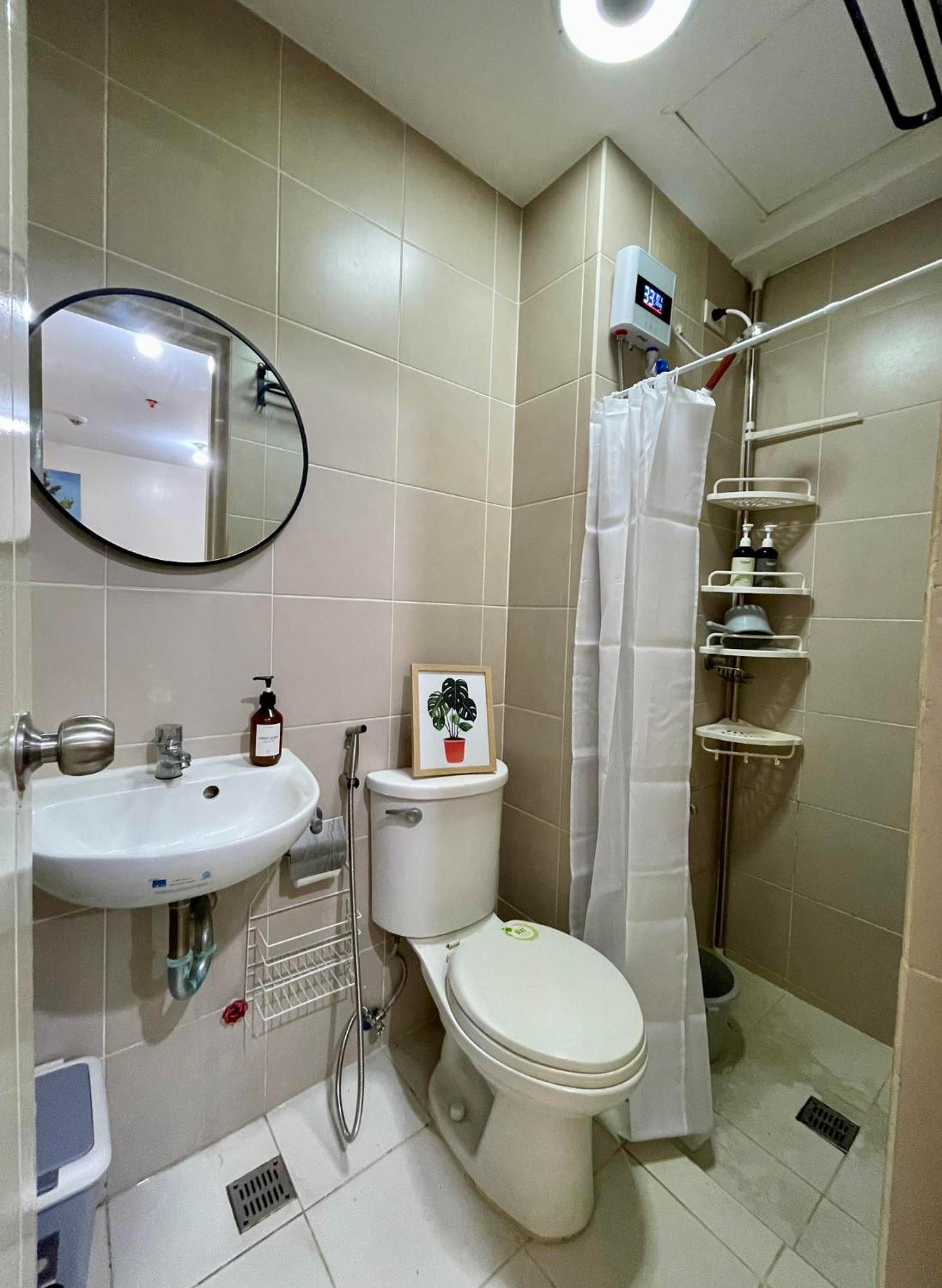 Inviting 2-bed In Mandaluyong Apartment