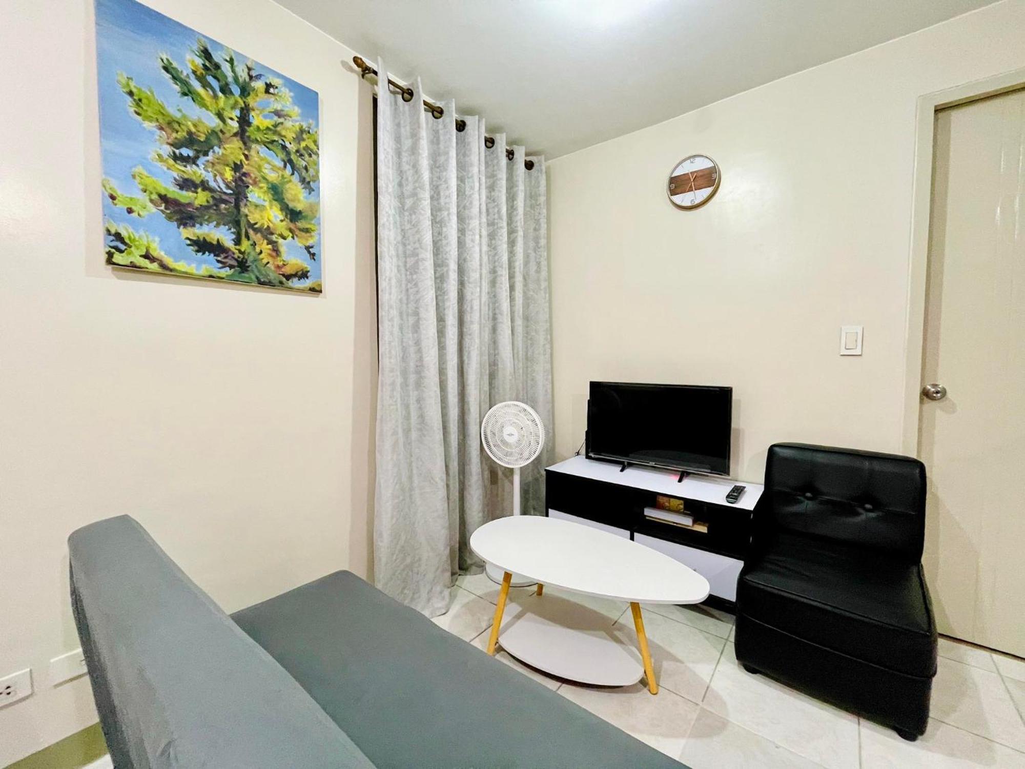 Inviting 2-bed In Mandaluyong Manila