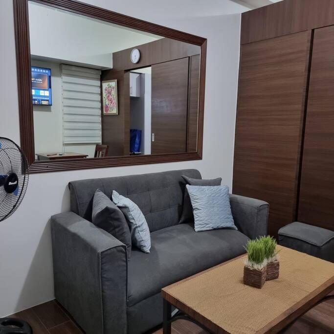Unit 4765 Air Manila