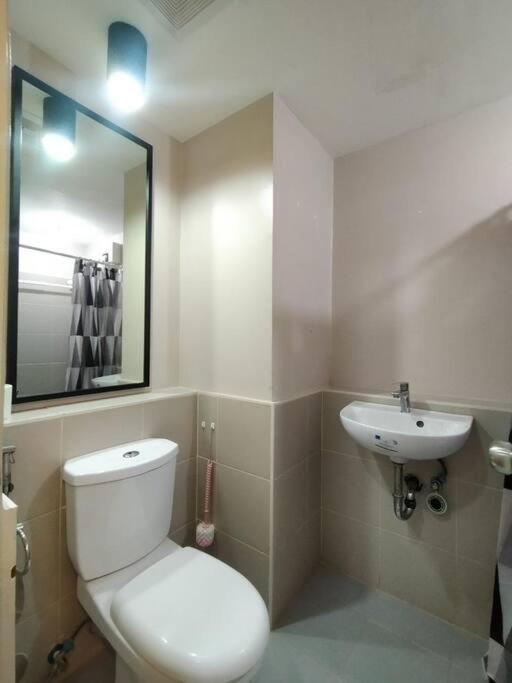 Brand New In Pasig With Free Pool Access Apartment *
