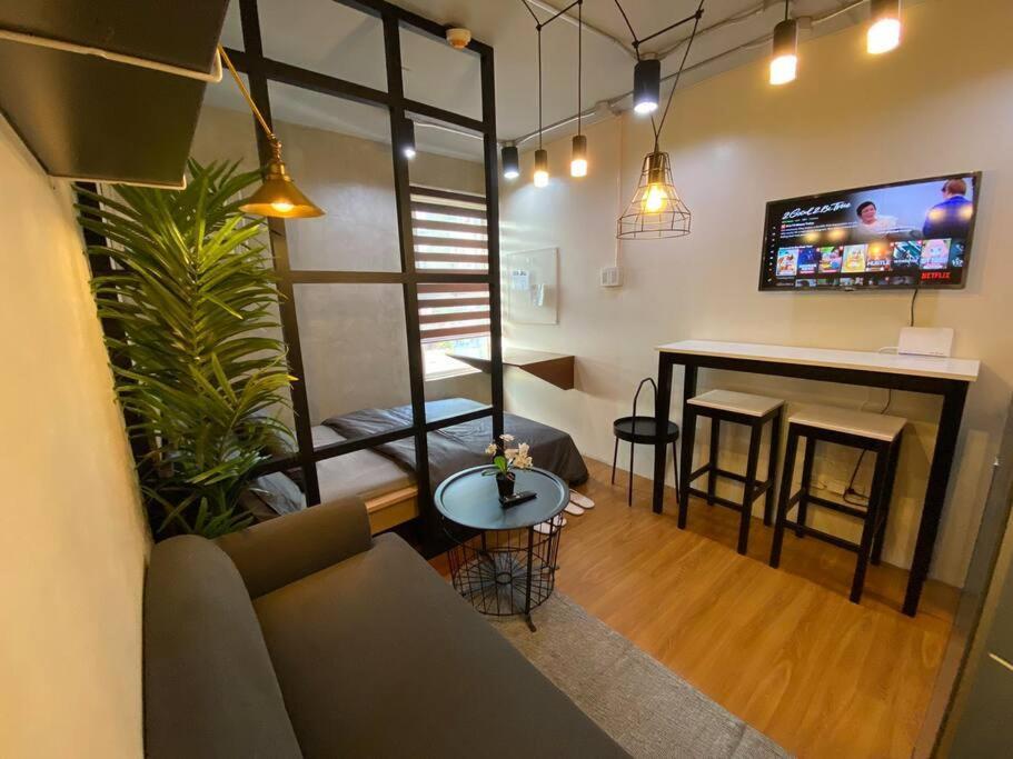 Brand New In Pasig With Free Pool Access Apartment Manila