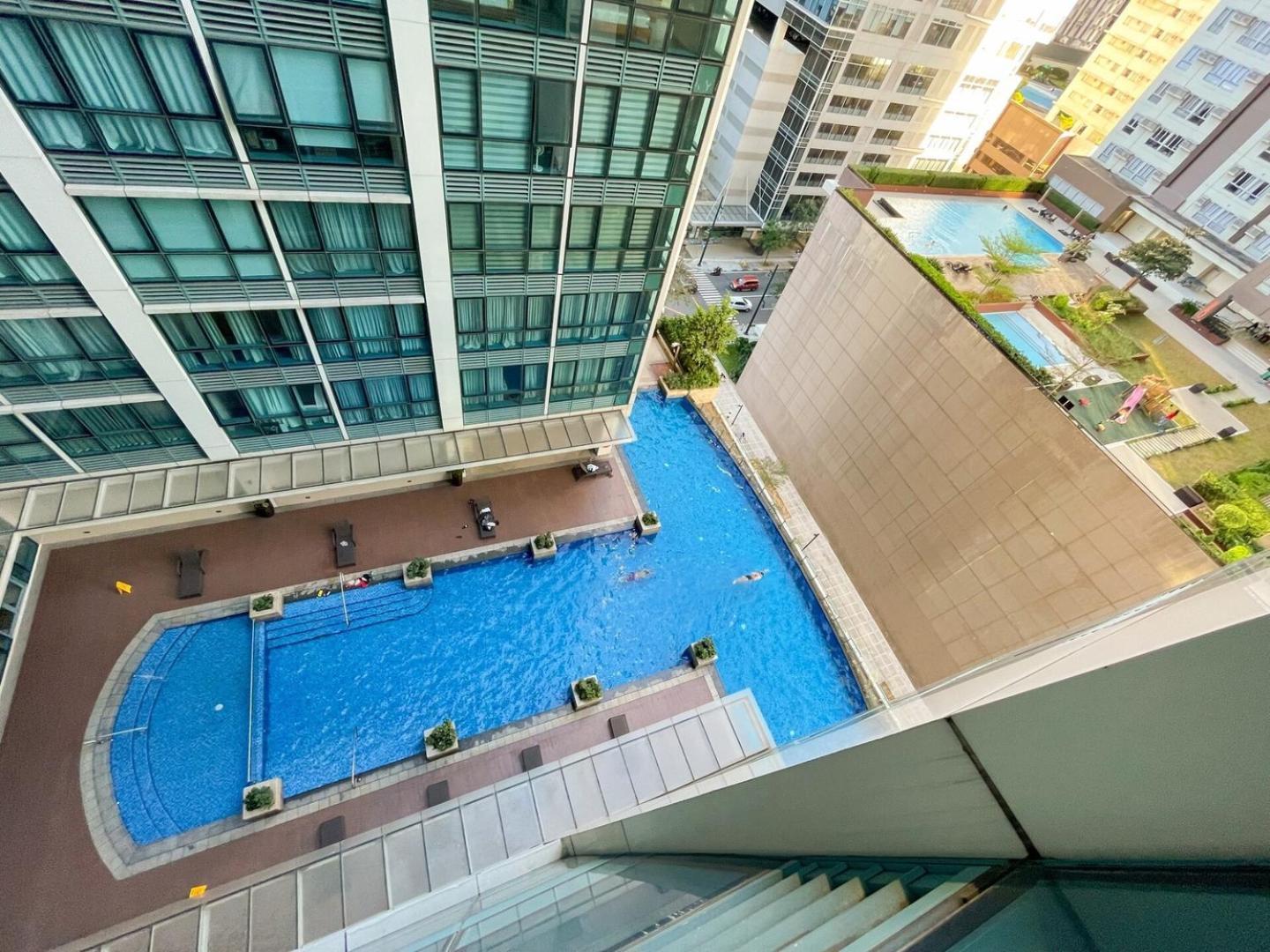 Holiday home Bgc Across Grand Hyatt #oursw12k