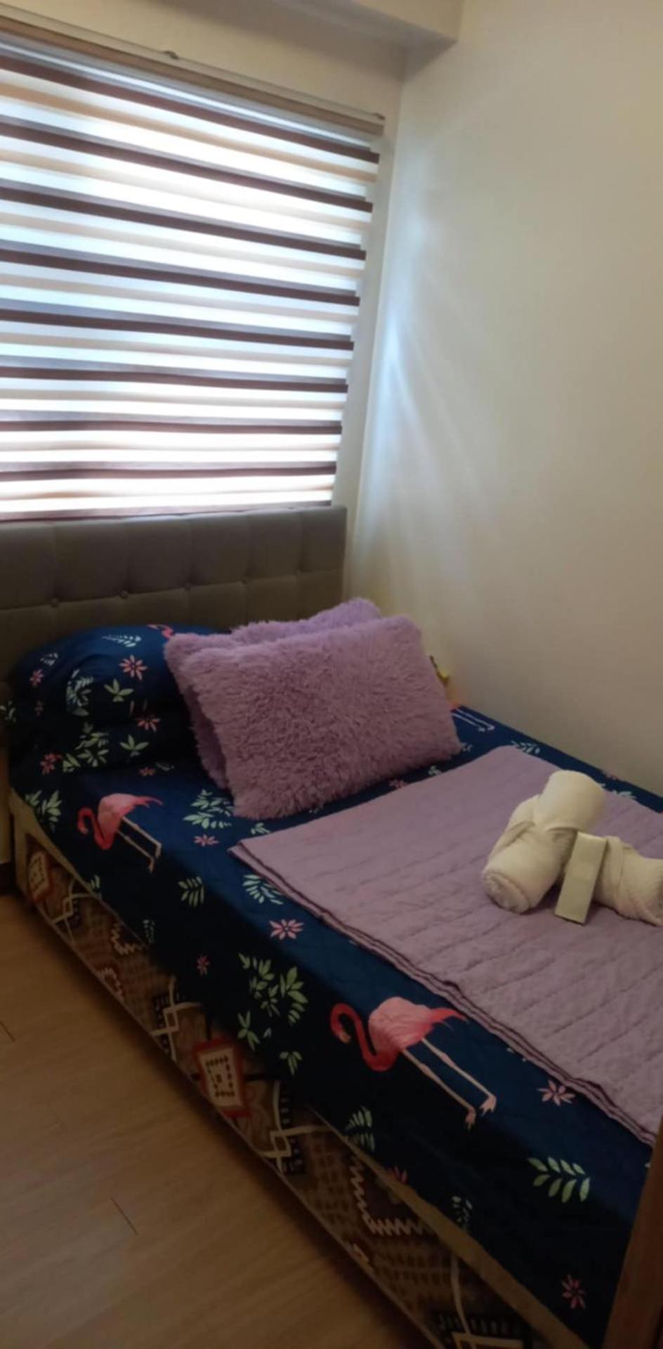 1 Bedroom With Free Wifi And Netflix In Trees Residences Apartment *