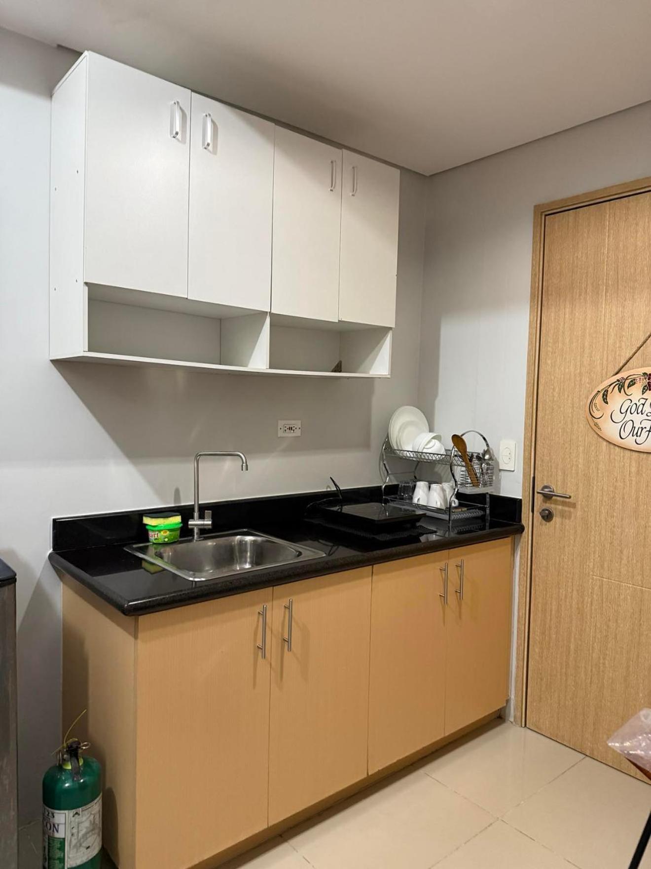 Smdc 1 Bedroom Fern At Grass Tower 5 North Ave Qc Apartment *