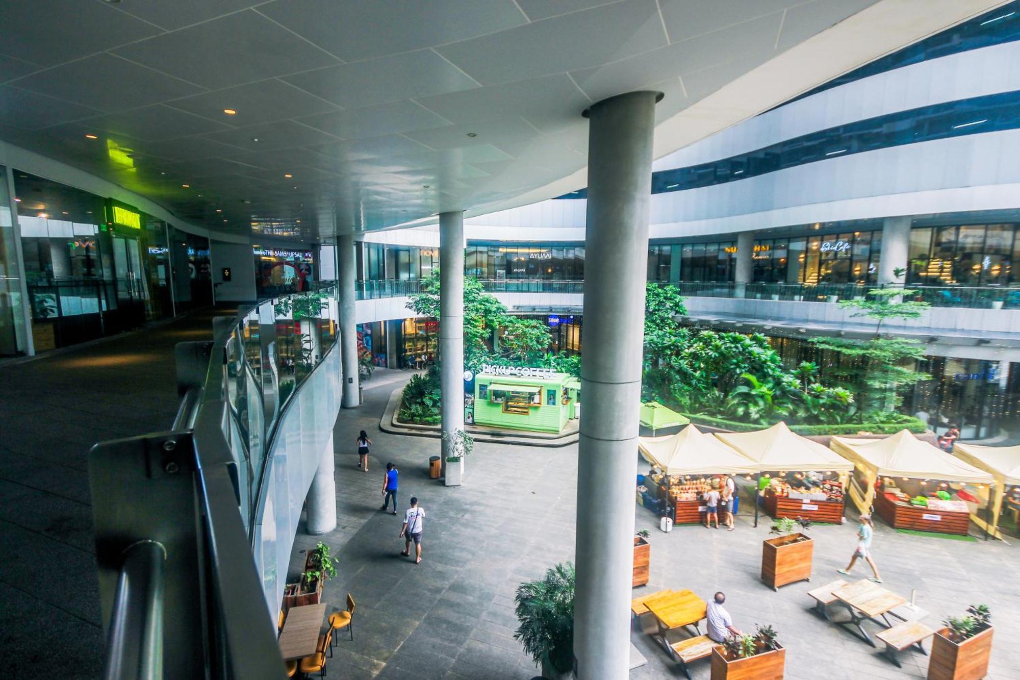 Beauty Cindrella Makati Penthouse 3 Bedroom