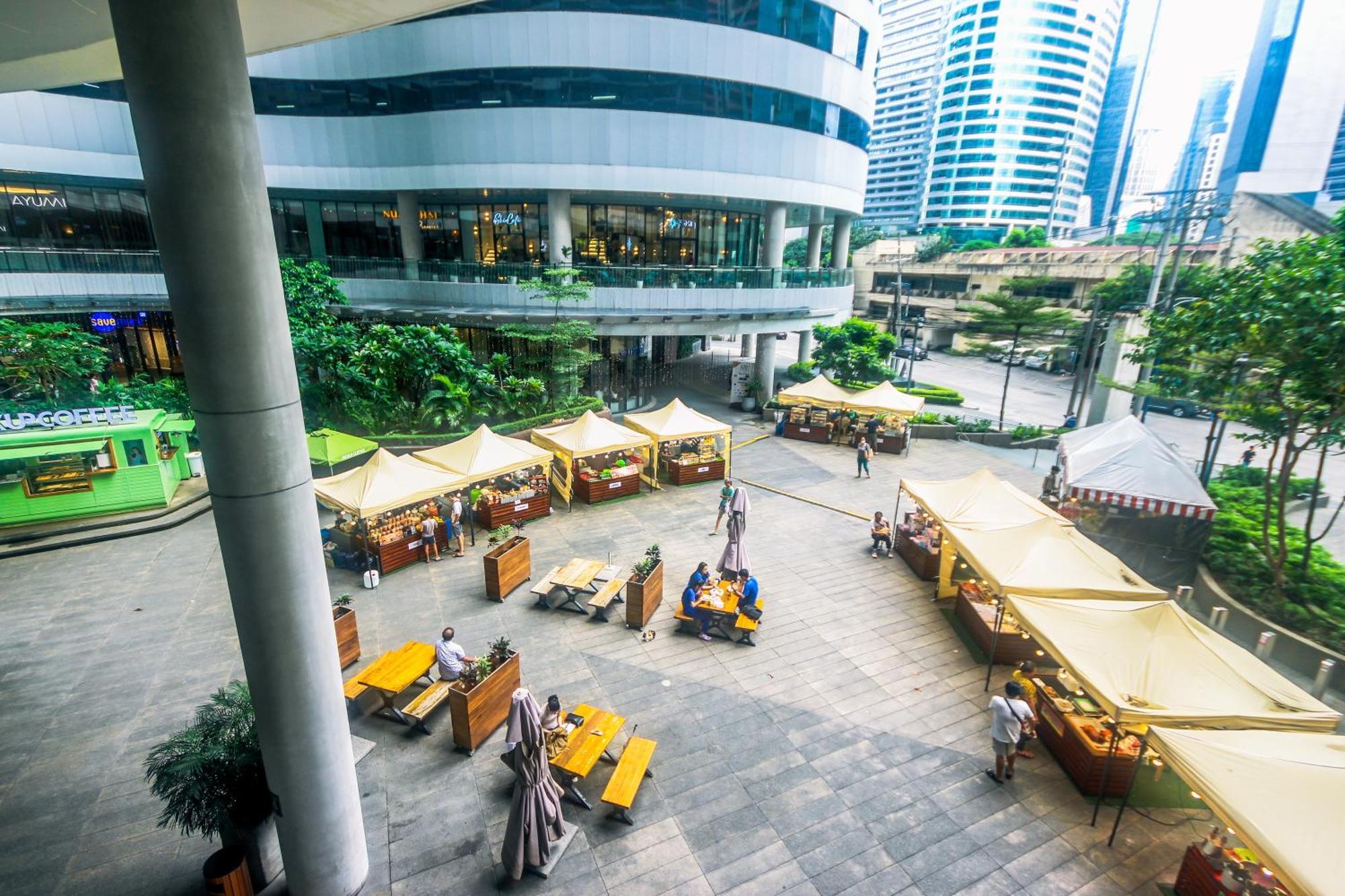 Beauty Cindrella Makati Penthouse 3 Bedroom Manila