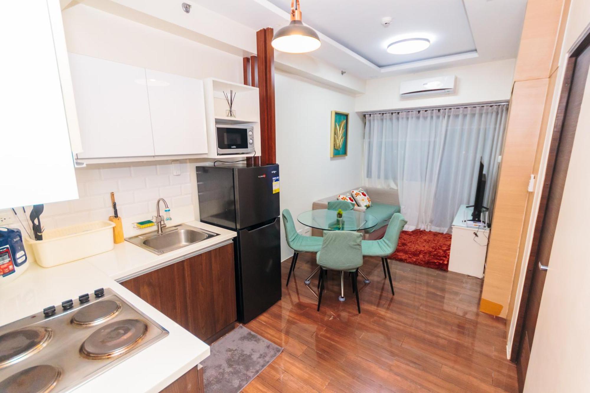 Apartment Beauty Cindrella Makati Penthouse 3 Bedroom