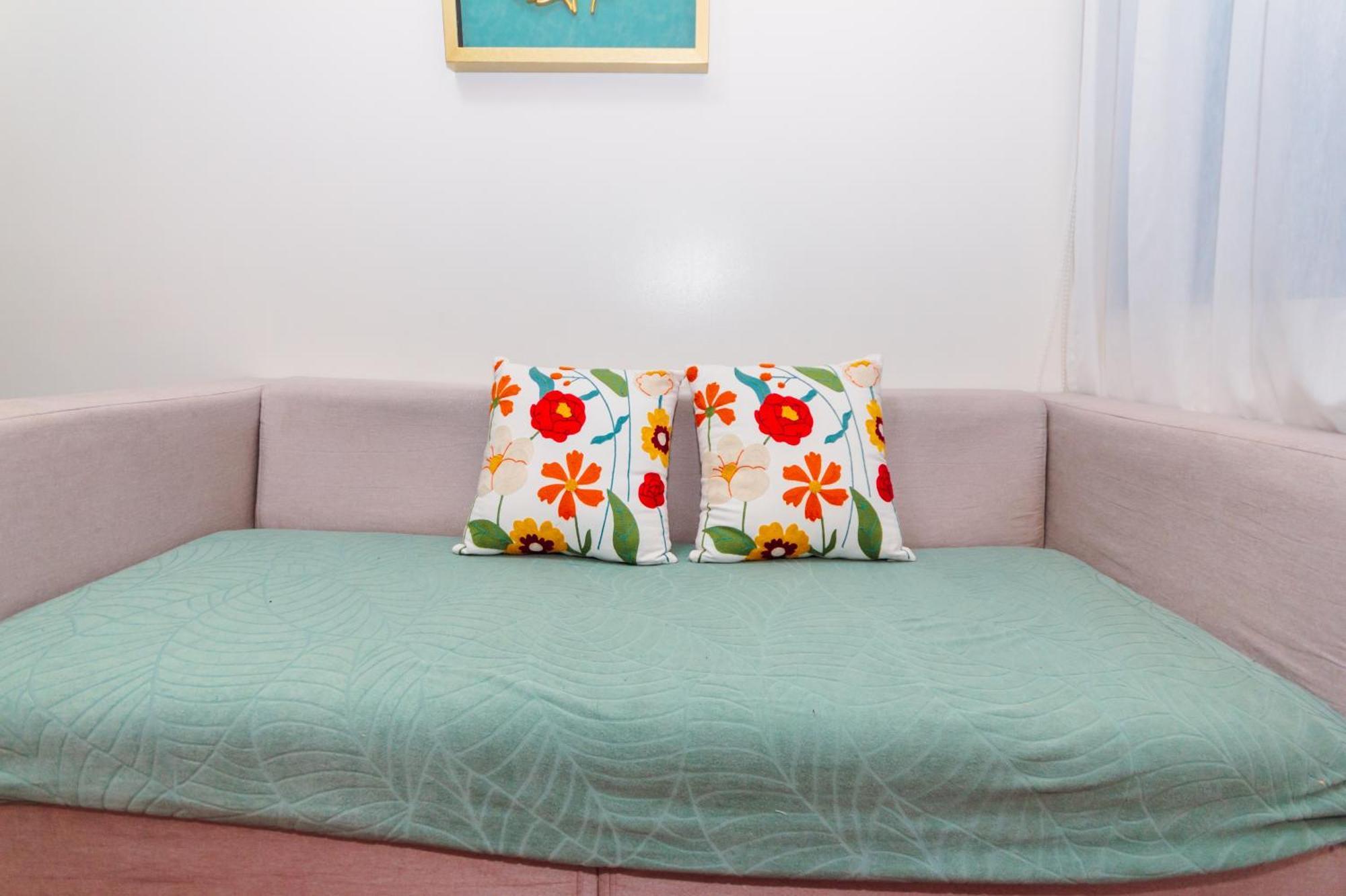 Beauty Cindrella Makati Penthouse 3 Bedroom Apartment Manila