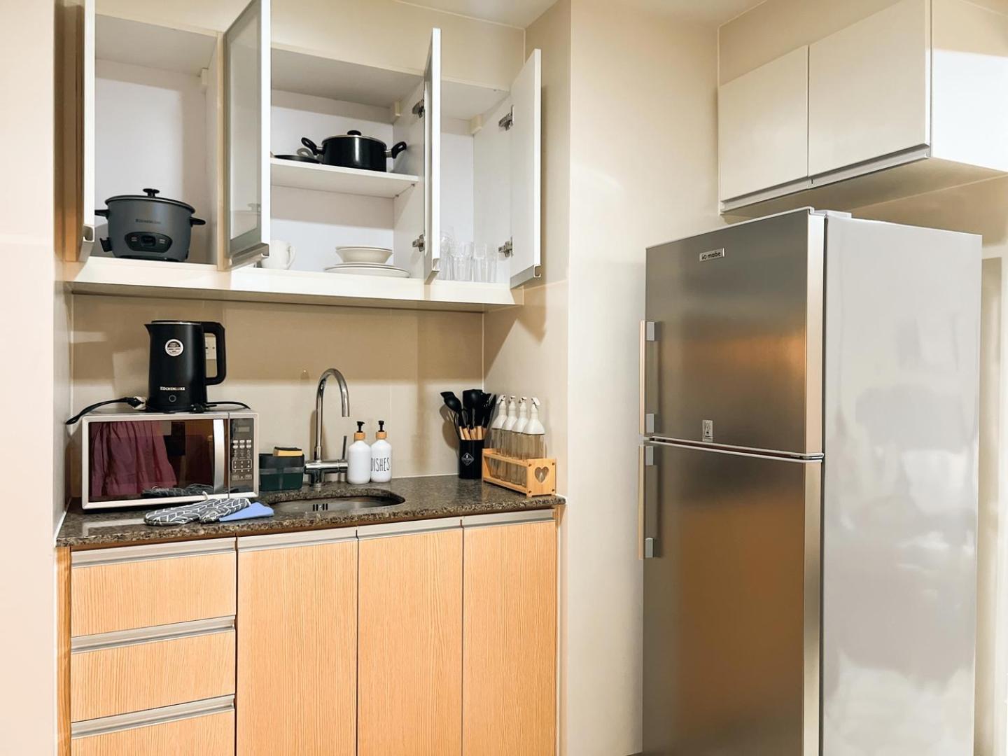 Prime 1br Infront Grand Hyatt Bgc #oursw20d1