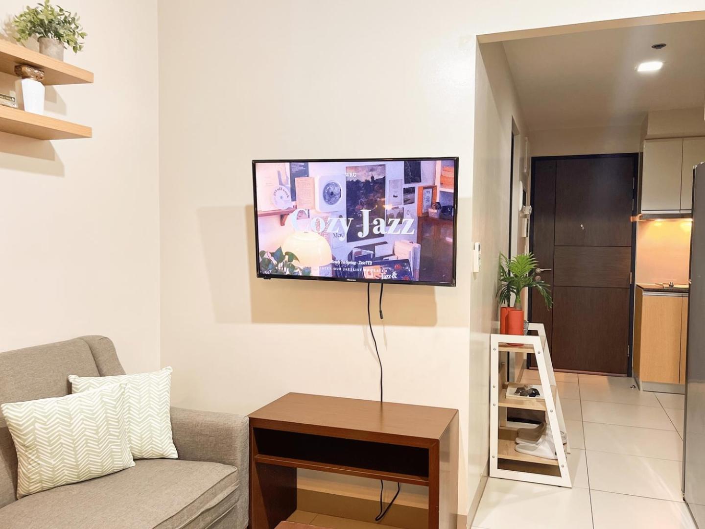 Holiday home Prime 1br Infront Grand Hyatt Bgc #oursw20d1 Manila