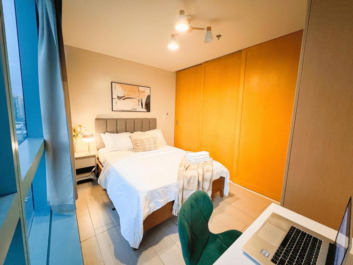 Prime 1br Infront Grand Hyatt Bgc #oursw20d1 Holiday home *