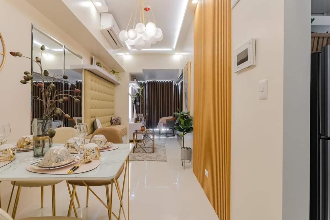 Apartment Extraordinary 1-bedroom In Uptown Parksuites Bgc