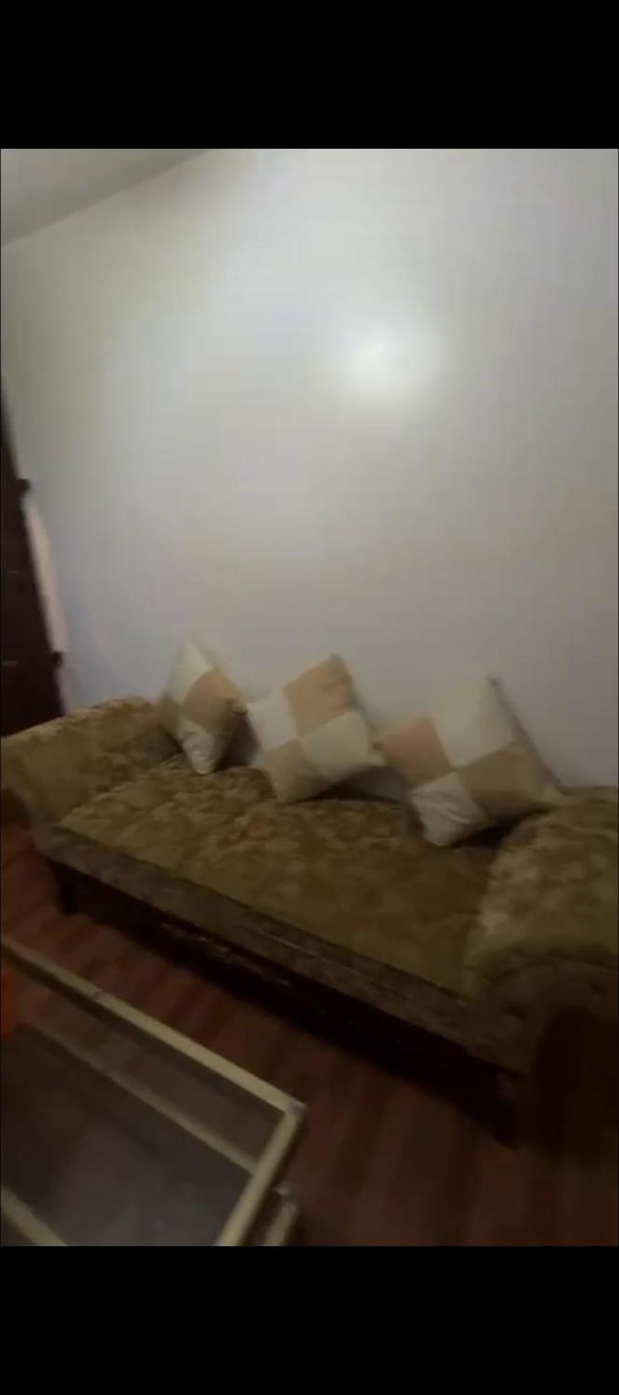 Guest house Staycation - Dela Fuente Manila