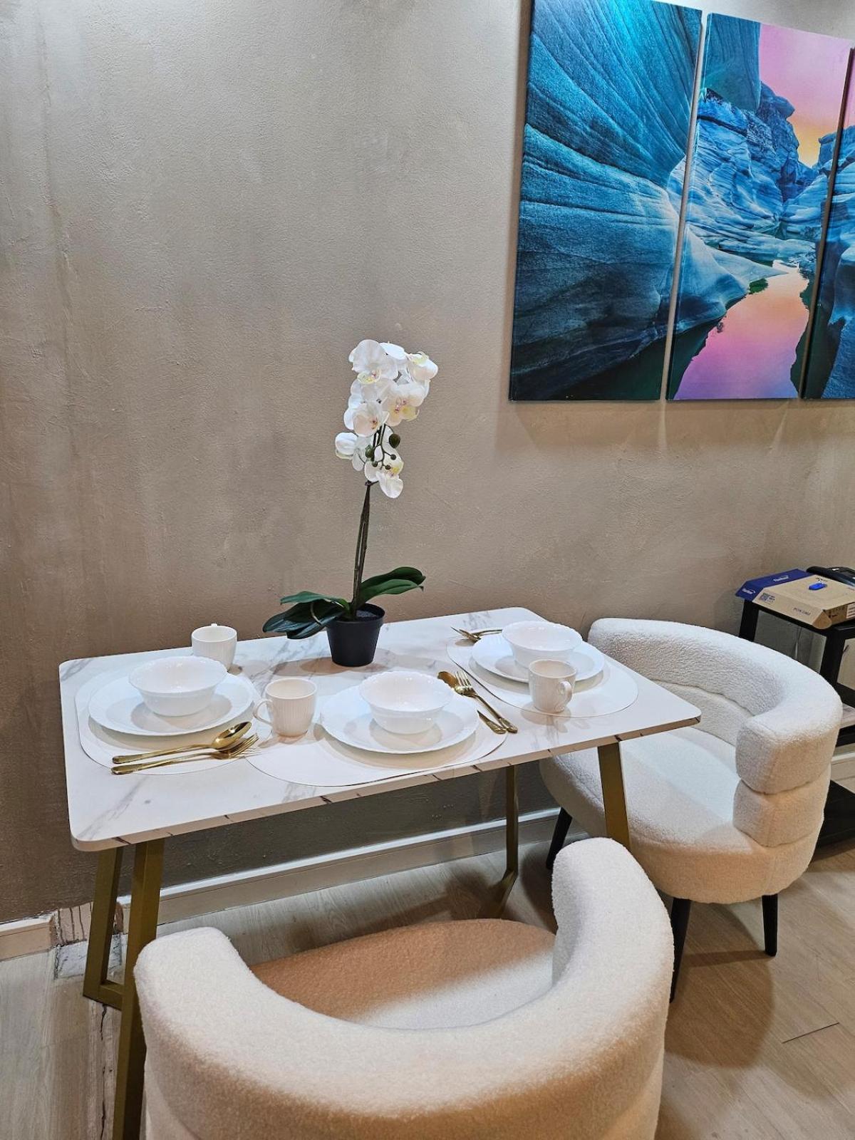 Cozy Azure Urban Residences Apartment *