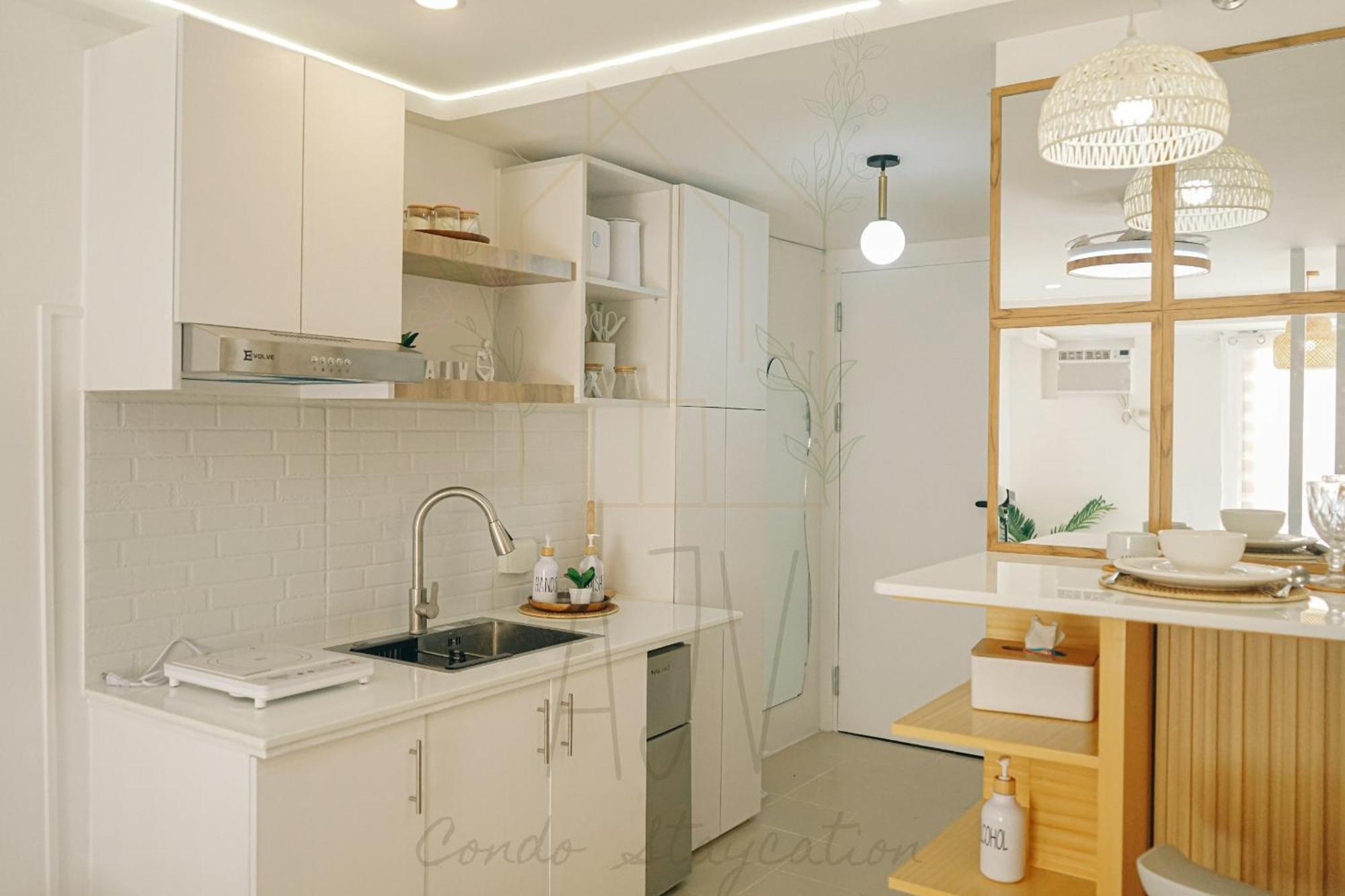 Guest house Ajv Staycation *