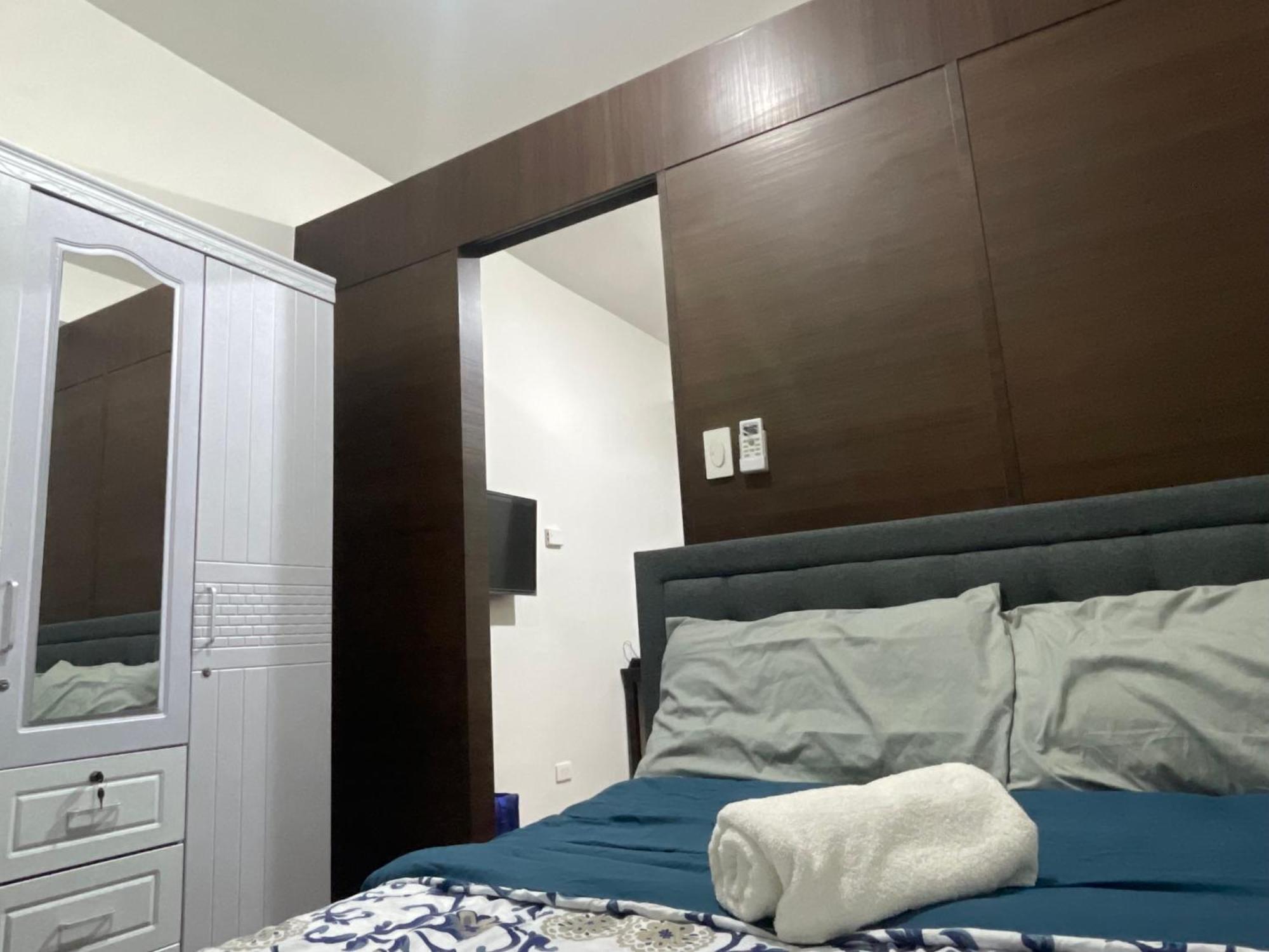1 Bedroom W Balcony In Air Makati