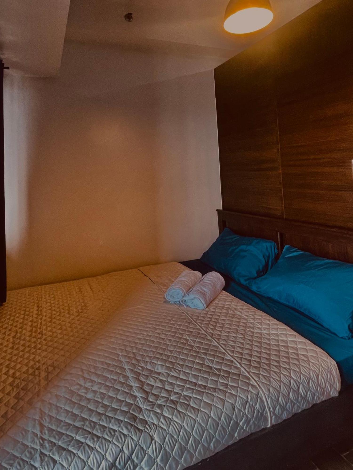 1 Bedroom W Balcony In Air Makati Manila