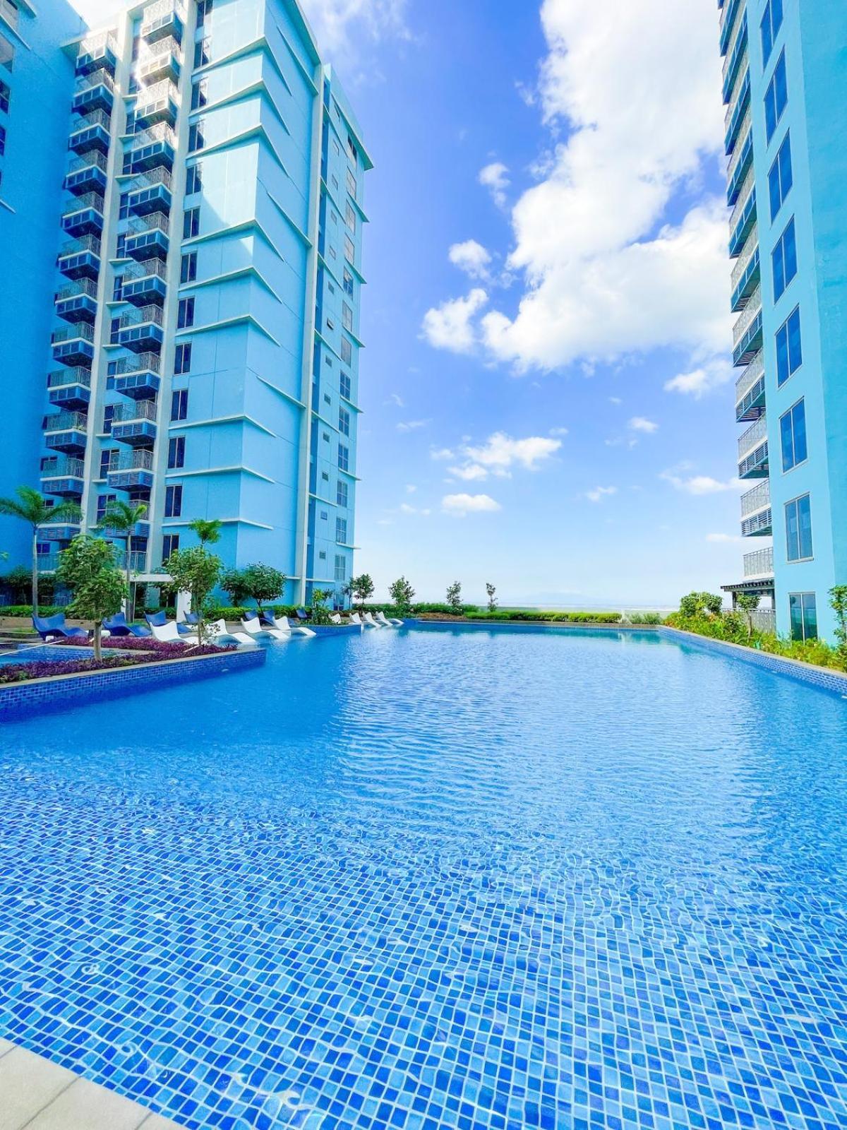 Spacious 1br Near Okada, Solaire, Airport Manila