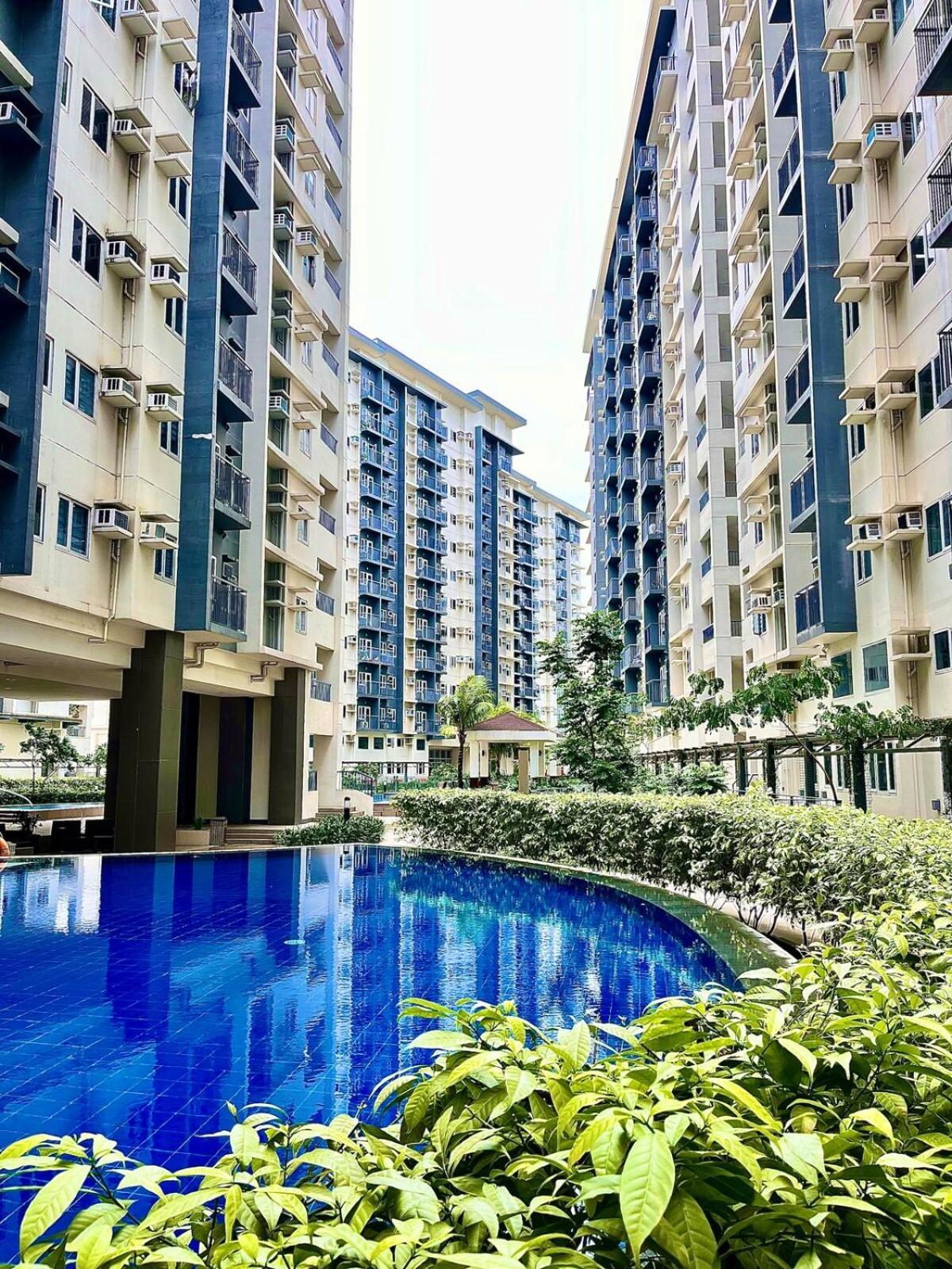 2br Staycation & Celebration Oasis In Quezon