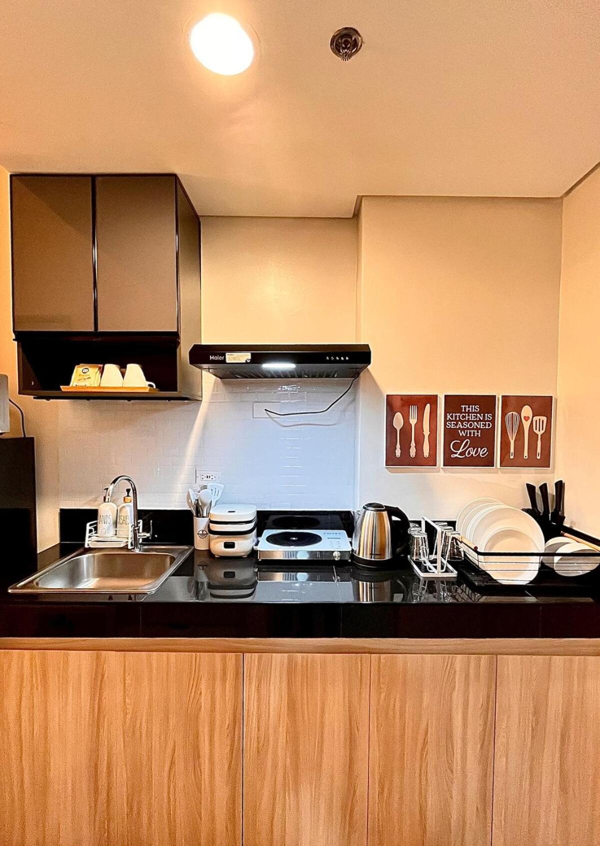 2br Staycation & Celebration Oasis In Quezon Apartment Manila