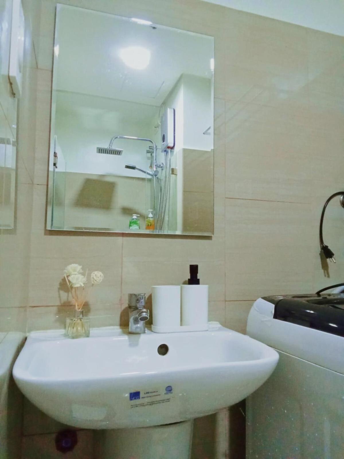 El Le Chateau Apartment