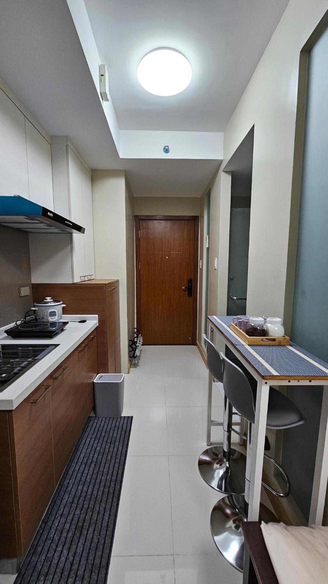 Chic Near Megamall And Shangrila Plaza Apartment