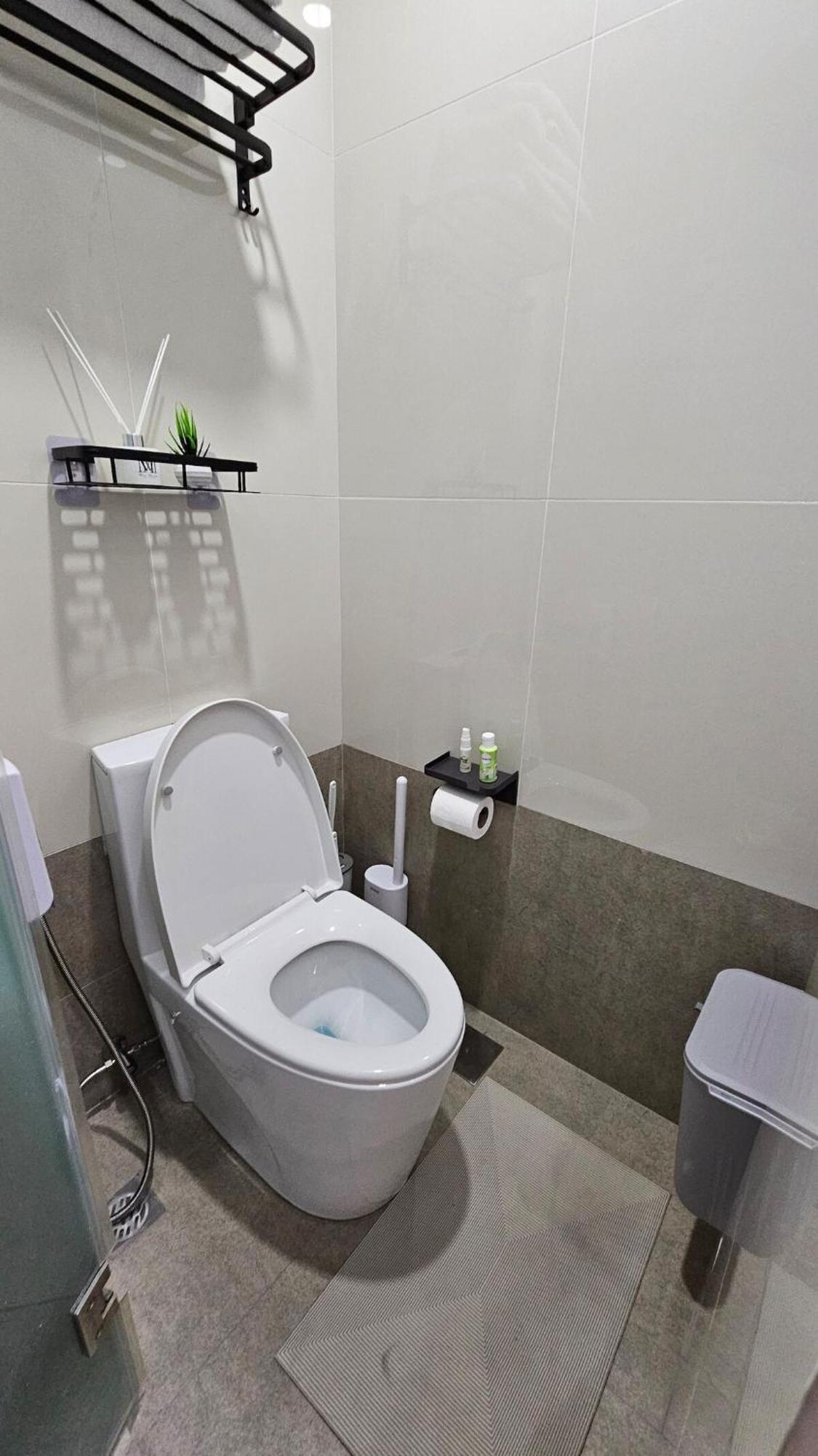 Chic Near Megamall And Shangrila Plaza Apartment *