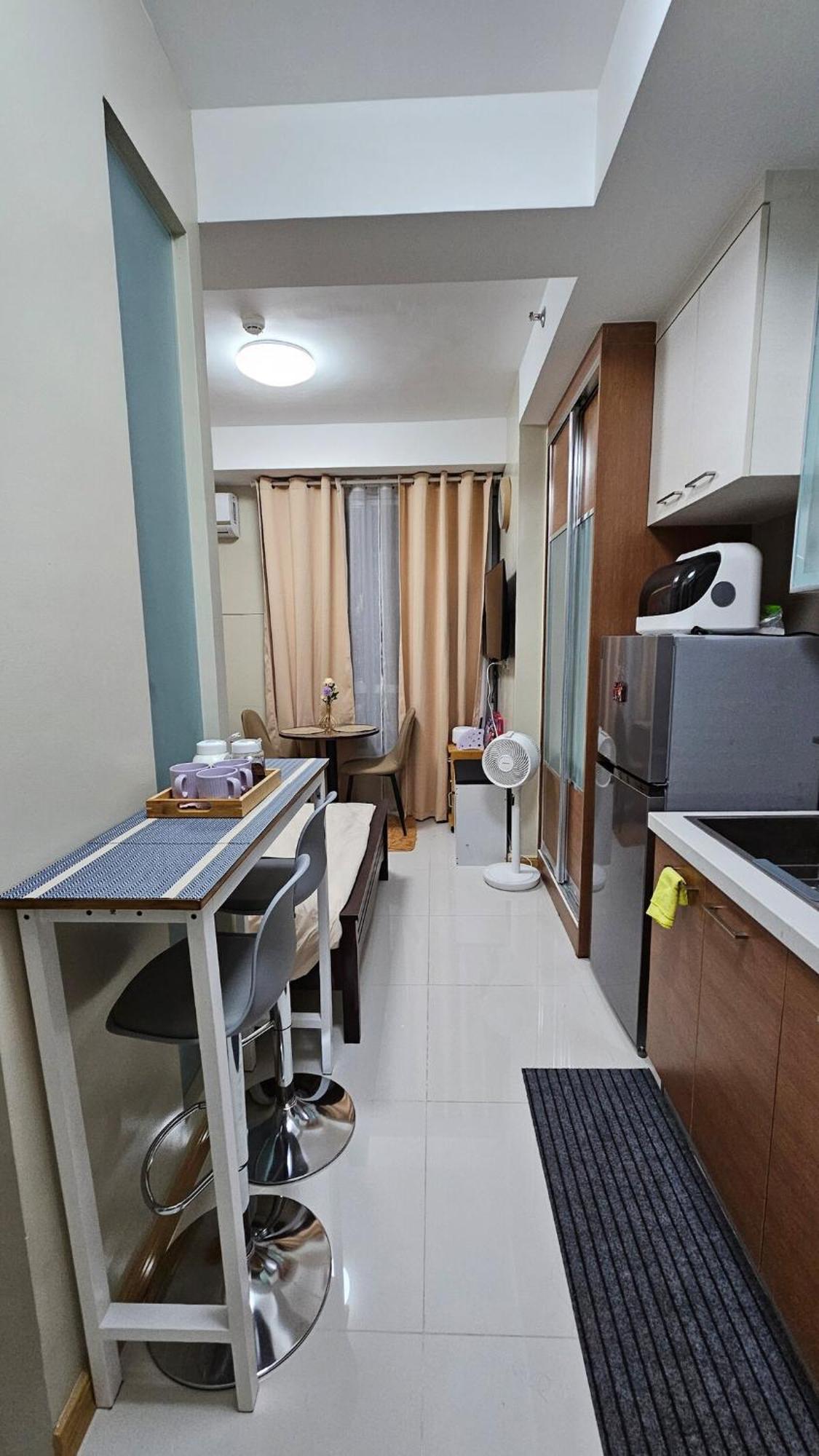 Chic Near Megamall And Shangrila Plaza Apartment