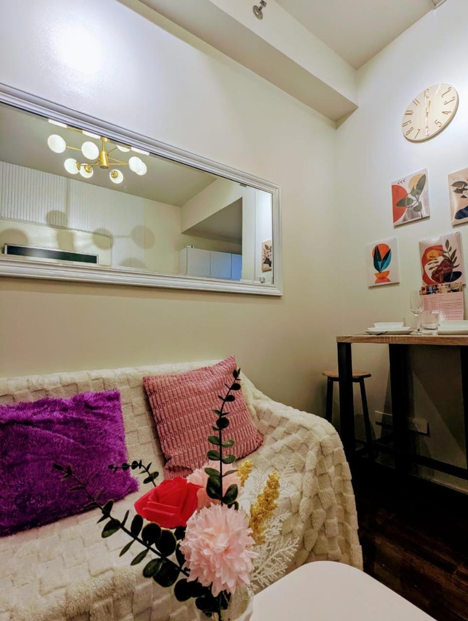 Aparthotel Wanderers Nest Air Residences Makati