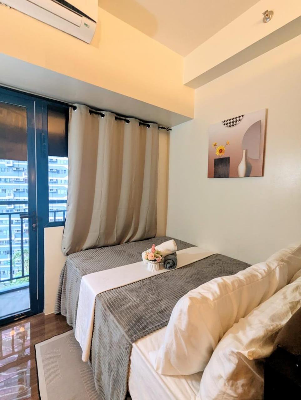 Wanderers Nest Air Residences Makati Aparthotel