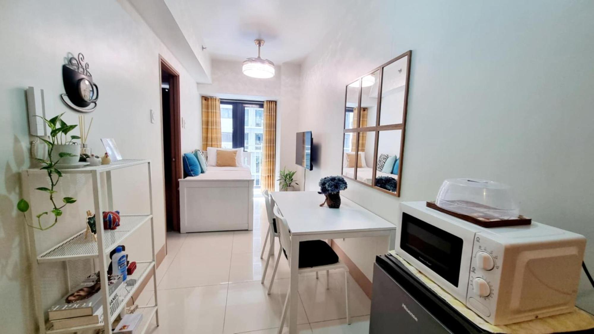 Apartment Shore 3 Residences Mall Of Pool View Netflix Free Wifi