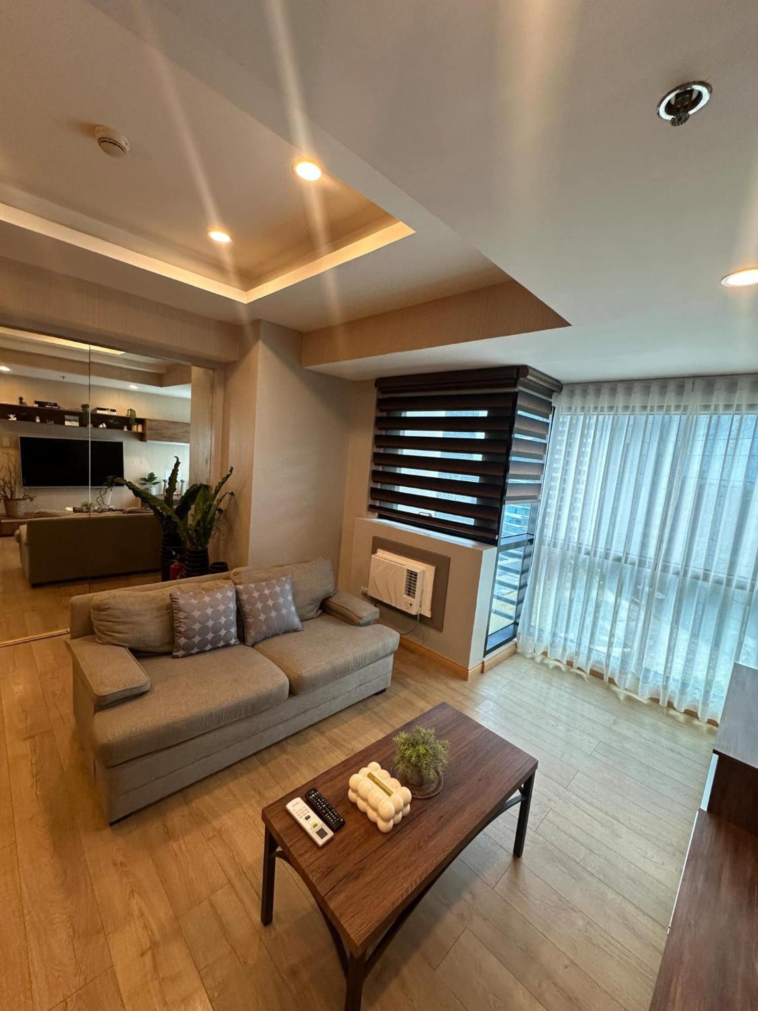Hotel Bsa Twin Tower - Exquisite Private 2br