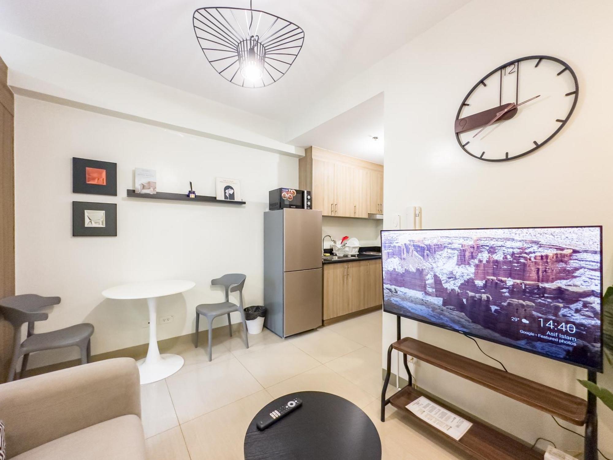 Gemstonebr In Smdc Shore 2 Residences Apartment Manila